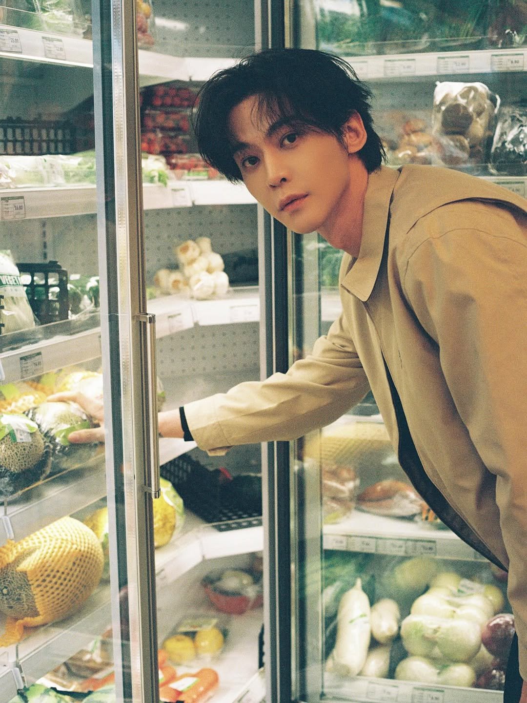 Photo by 唐晓天𝘿𝙖𝙙𝙙𝙞 on October 14, 2025. May be an image of refrigerator and text.