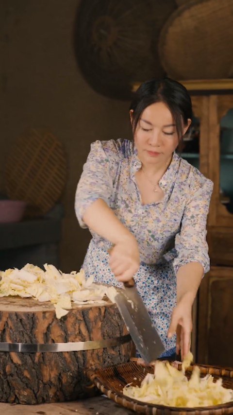 xie_xiaohuaa 게시물 이미지: Part 1: Food in all directions is just a bowl...