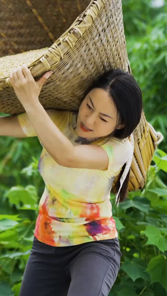 xie_xiaohuaa 게시물 이미지: Part 1: Inheritance of ancient soy sauce for...