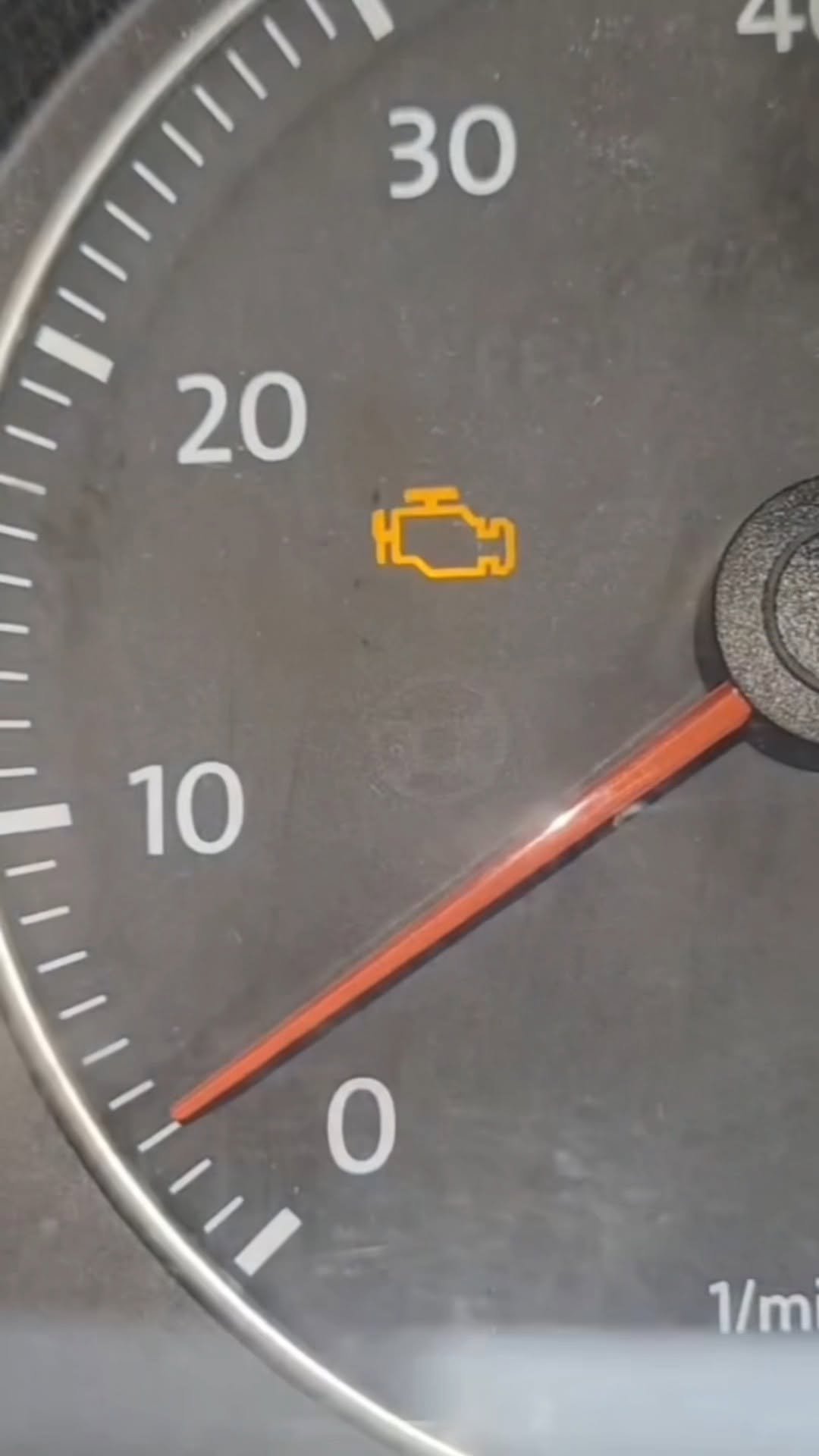 xiucheshimei 게시물 이미지: This trick will turn off your engine light in...