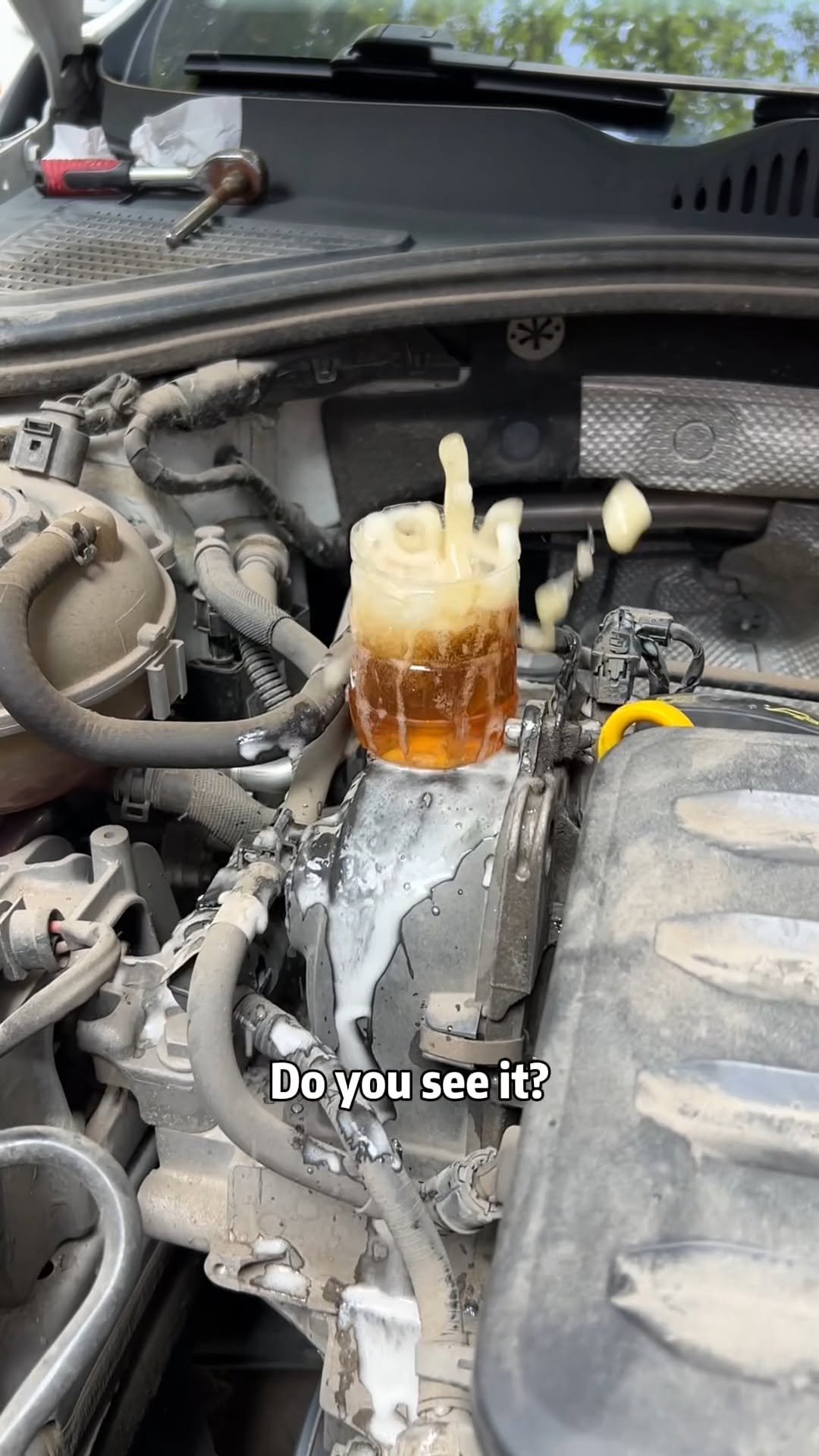 xiucheshimei 게시물 이미지: Your engine shakes like crazy? THIS could be...