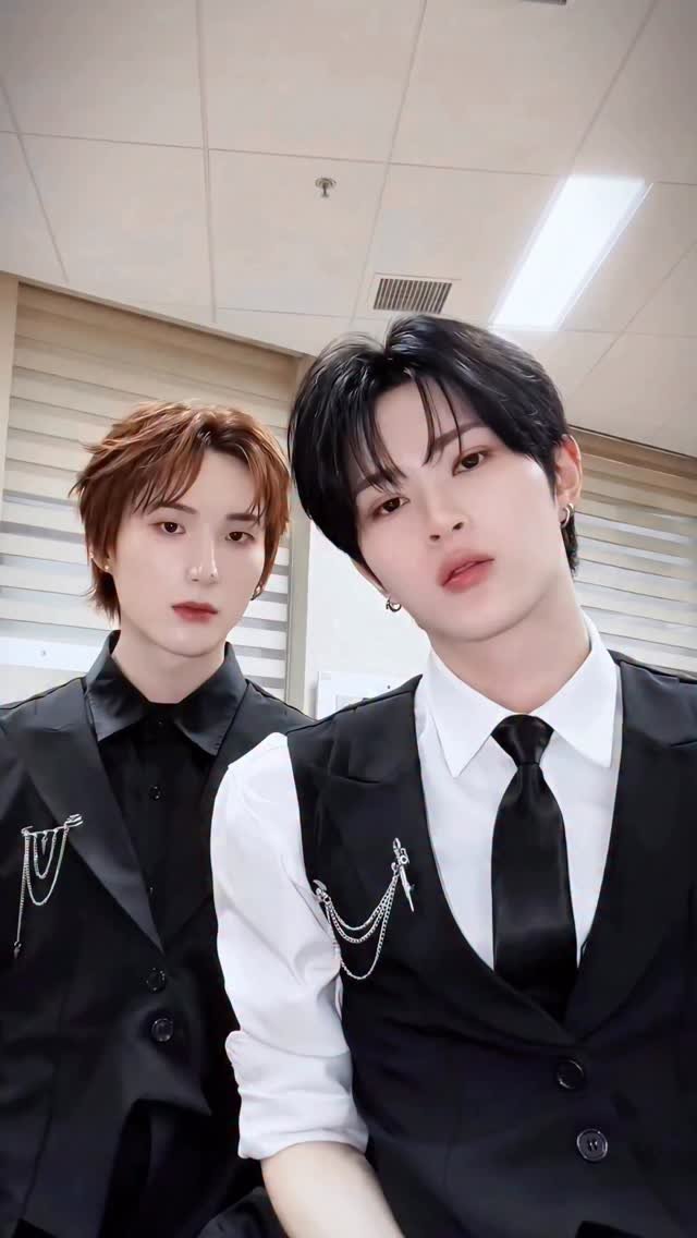 xodiacofficial 게시물 이미지: 第三個吻痕💋 

#XODIAC #소디엑
#BEOMSOO 
#LEO