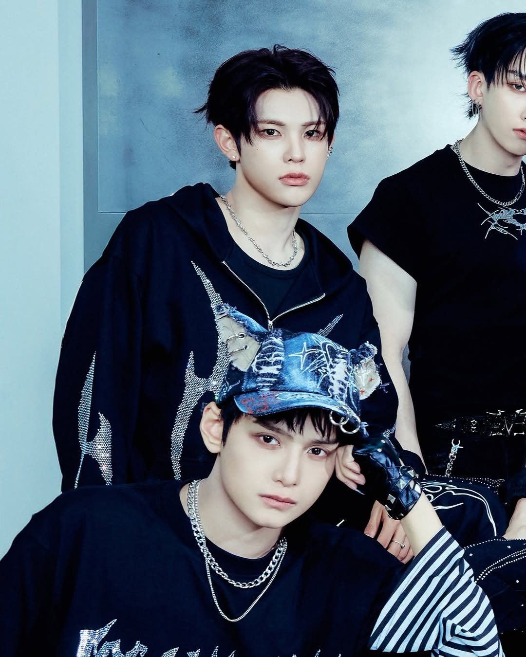 xodiacofficial 게시물 이미지: XODIAC 3rd Mini Album
「𝑷𝑯𝑨𝑵𝑻𝑶𝑴 𝑭𝑰𝑹𝑬」...