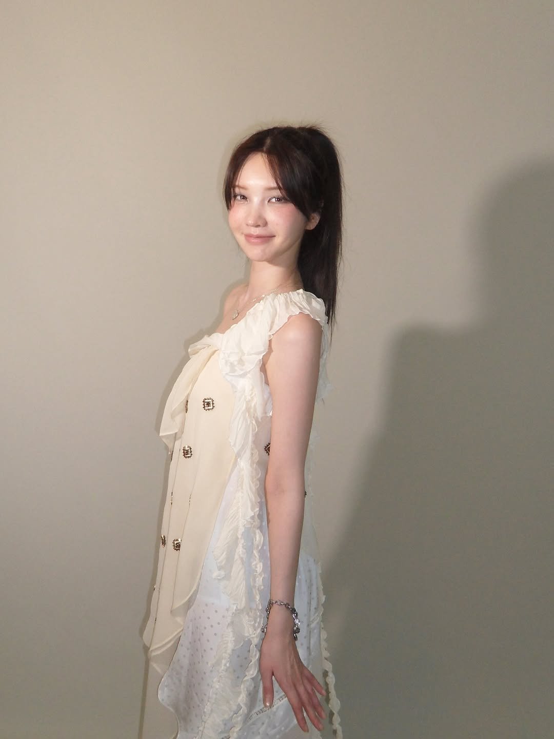 Photo by xöoos 수스 on August 03, 2025. May be an image of 1 person, hair, dress and text.