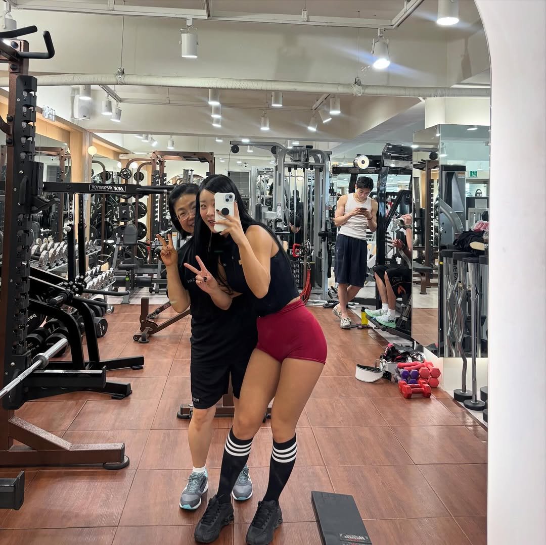 xx_lsls_xx 게시물 이미지: 요즘 내 도파민 유정님+유정님 어머니 
어머니 말솜씨가 현란하시어 정신을...