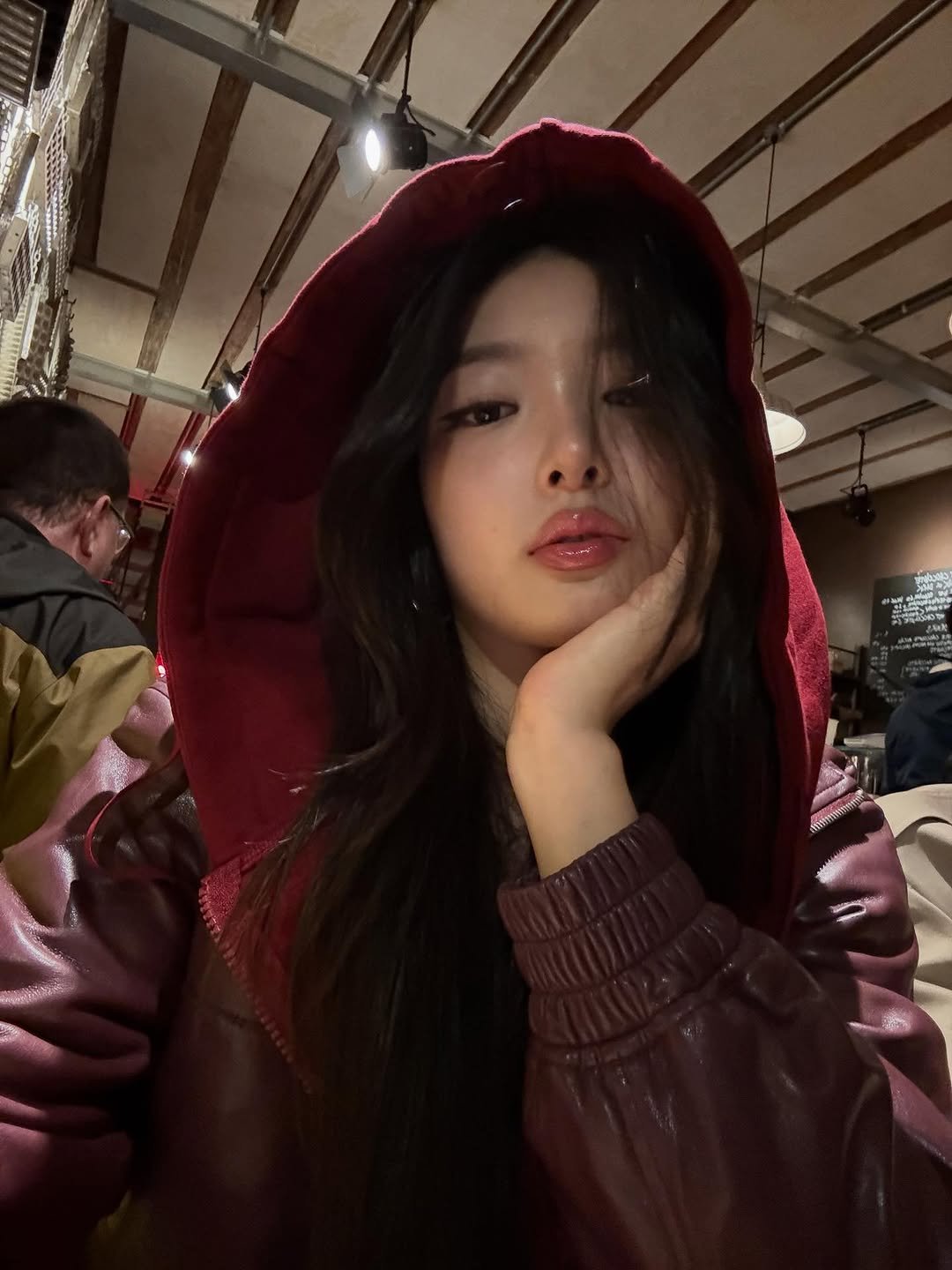 Photo by YOONCHAE JEUNG on October 31, 2025. May be an image of one or more people, hair, duffle coat, jacket, parka and text.