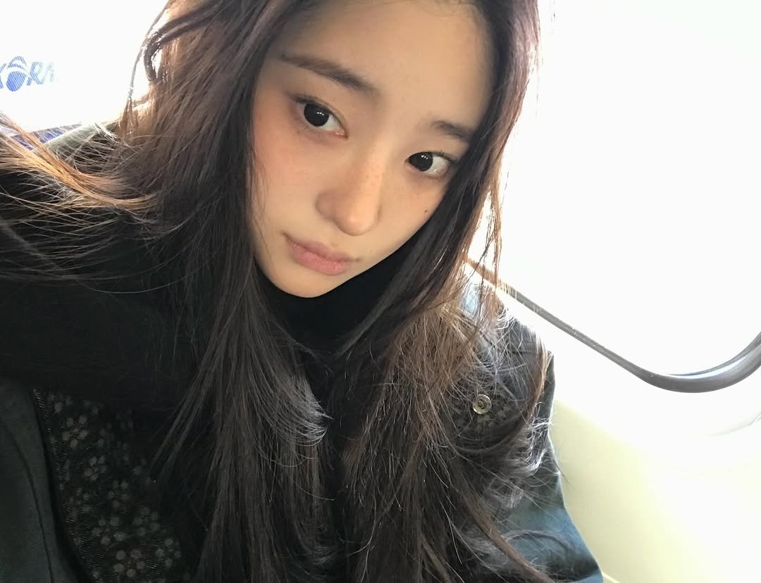 Photo by 연주 on January 05, 2026. May be an image of one or more people, hair and text.