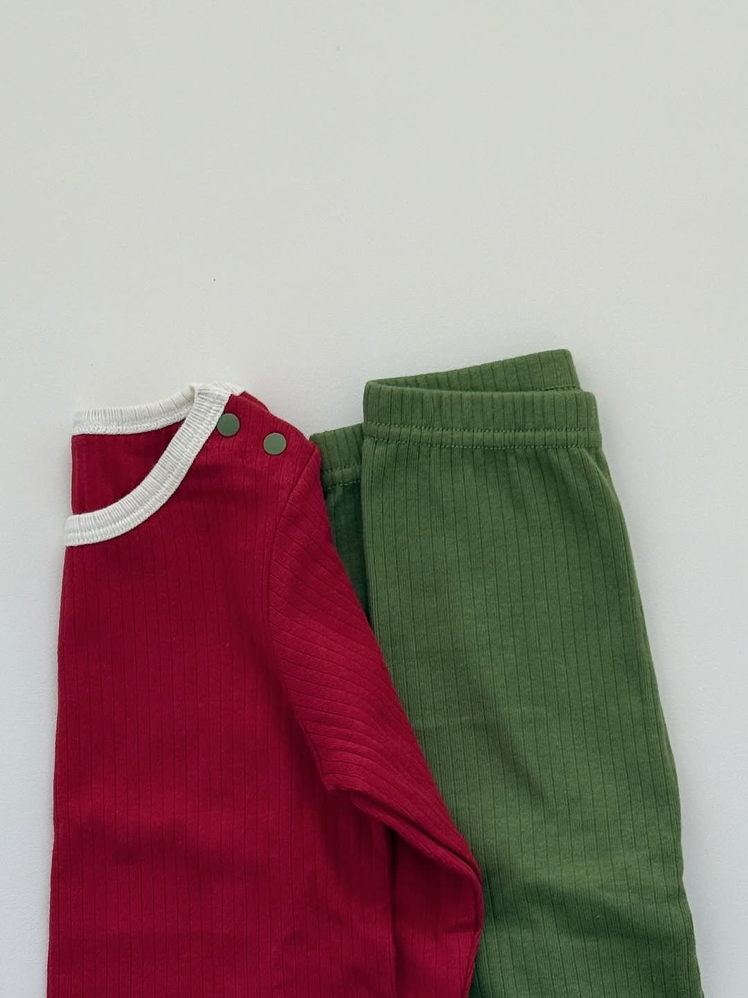 Photo shared by 윤샤샤 ◡̈ on November 05, 2025 tagging @baby_.boom_. May be an image of sleepwear, fleece and text.