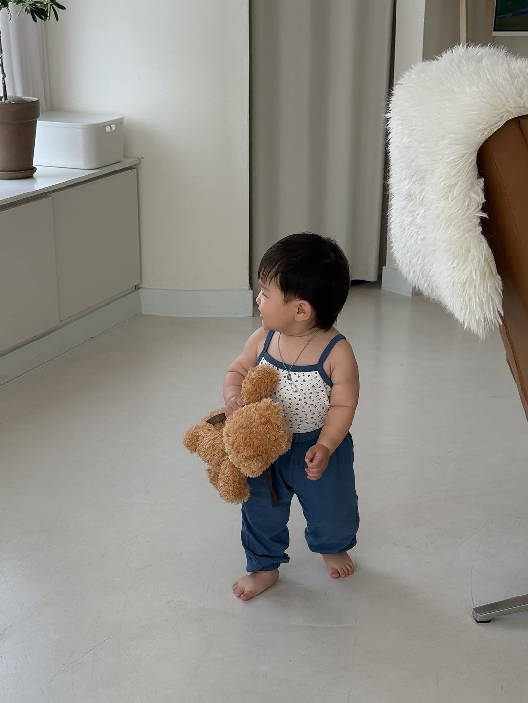 Photo shared by 윤샤샤 on April 16, 2026 tagging @by.malkongseol. May be an image of baby, standing, toy, diaper and text.