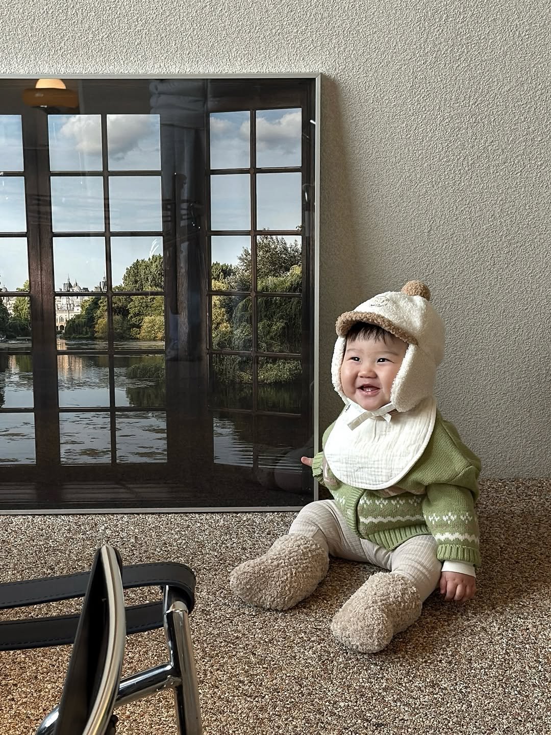 Photo shared by 윤샤샤 ◡̈ on December 23, 2025 tagging @agabang_official, @moomooz_essential, @seaspray.kr, @tori_8787, and @with.taetae_. May be an image of baby, standing, duffle coat and text.