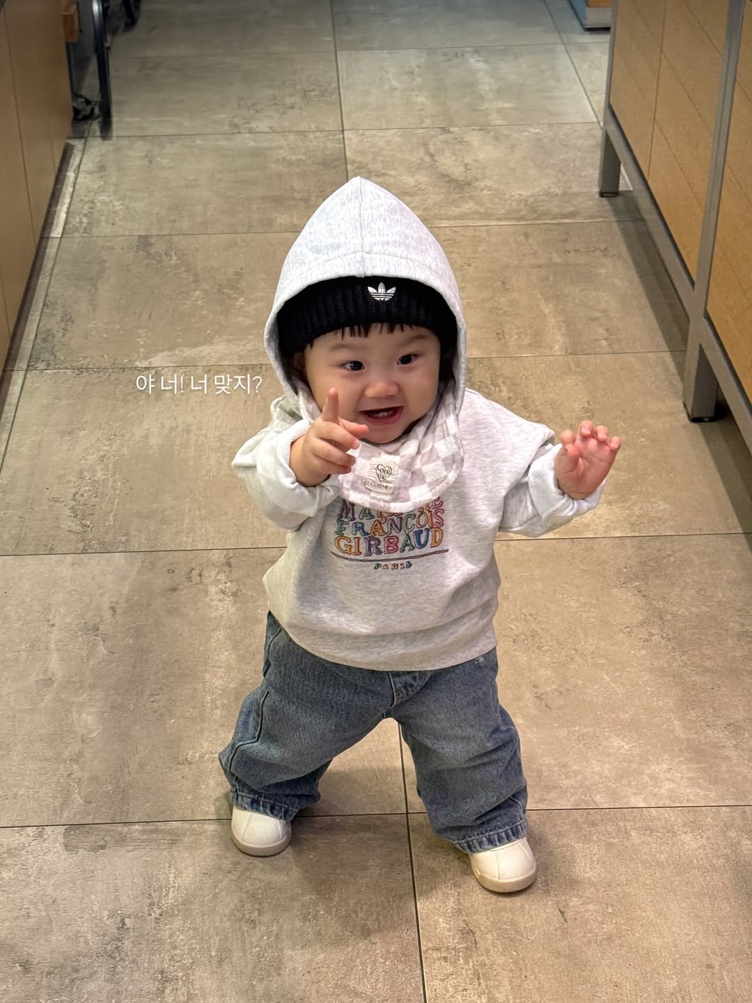 Photo shared by 윤샤샤 on February 19, 2026 tagging @originals_kr, @marithe_kids, @coteme_official, and @tinystep.kr. May be an image of baby, standing, duffle coat, hat, baby shoes, fleece and text.