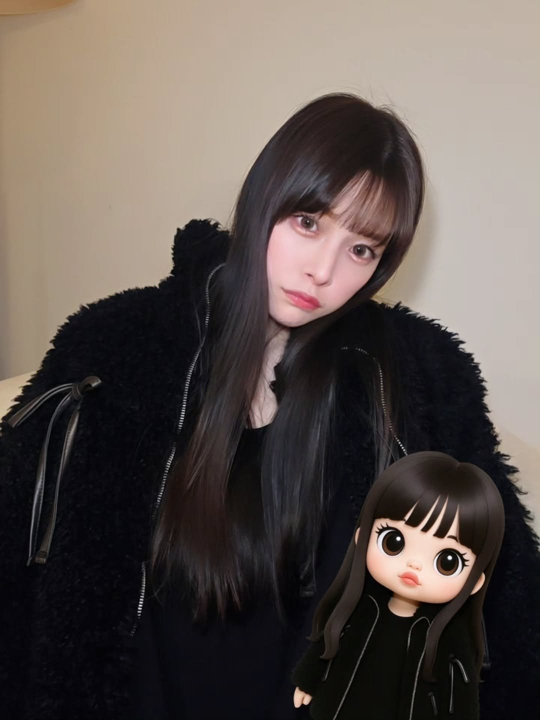 Photo by 八木奈々 on January 17, 2026. May be an image of one or more people, hair, duffle coat, parka and text.