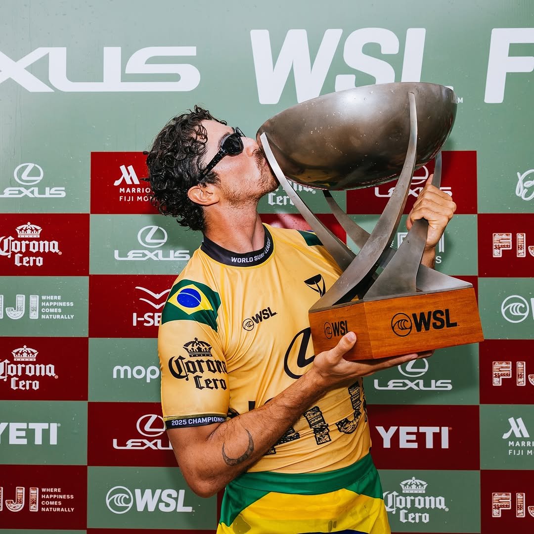 yagodora 게시물 이미지: WORLD CHAMPION! 
CAMPEÃO MUNDIAL DE SURFE🤯🤯🤯