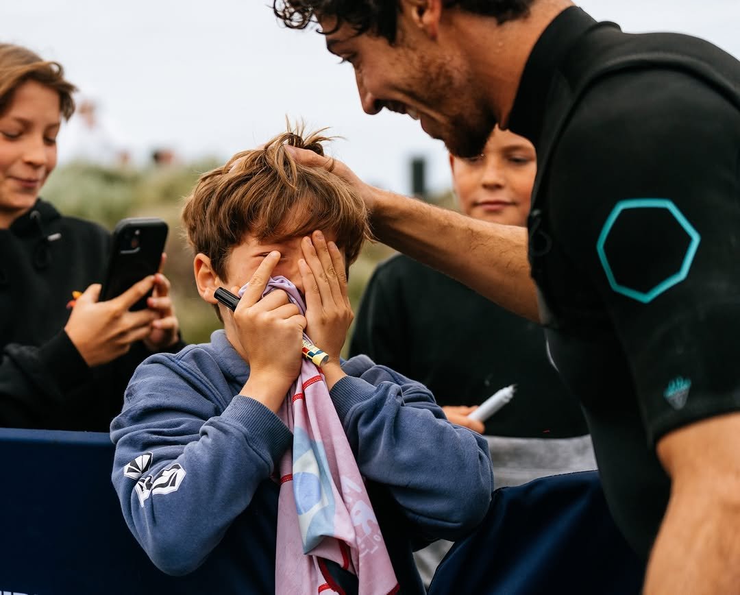 Photo by yAGO doRA on April 25, 2026. May be an image of wetsuit, water and text.