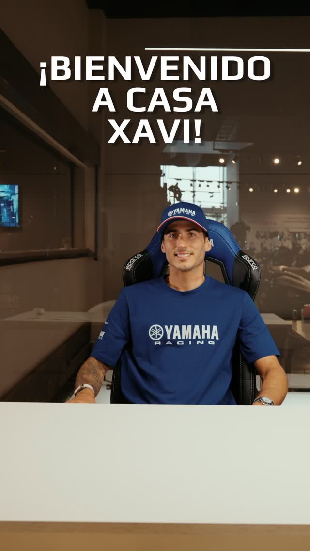 yamaharacingcomofficial 게시물 이미지: ¡Tenemos chico nuevo en la oficina!...