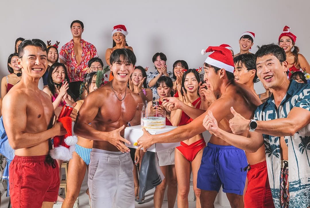 yangkkaebi 게시물 이미지: ”내 인생 최고의 바디프로필 컷“
⠀
그간 쌓아온 챌린지의 농도와 멤버들의 깜짝...