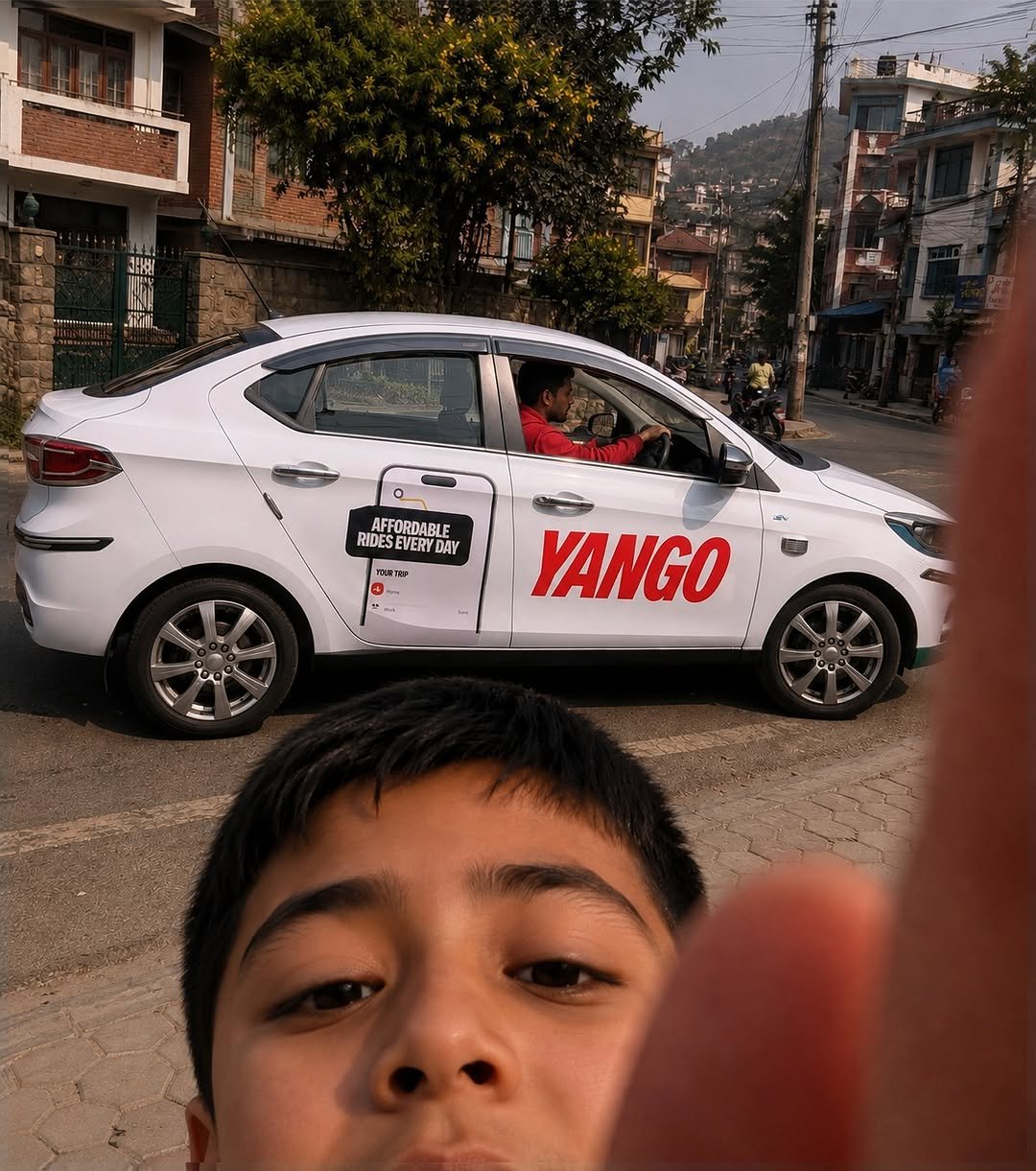 yango_npl 게시물 이미지: Sometimes the cutest shots aren't planned,...