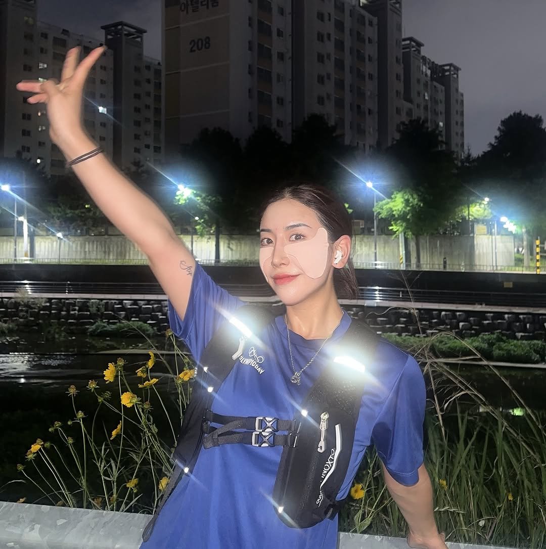 yangseon___ 게시물 이미지: #협찬
눈 밑부터 볼까지 자외선 완벽 가려주는 썬패치로
해질녘부터~ 저녁까지...