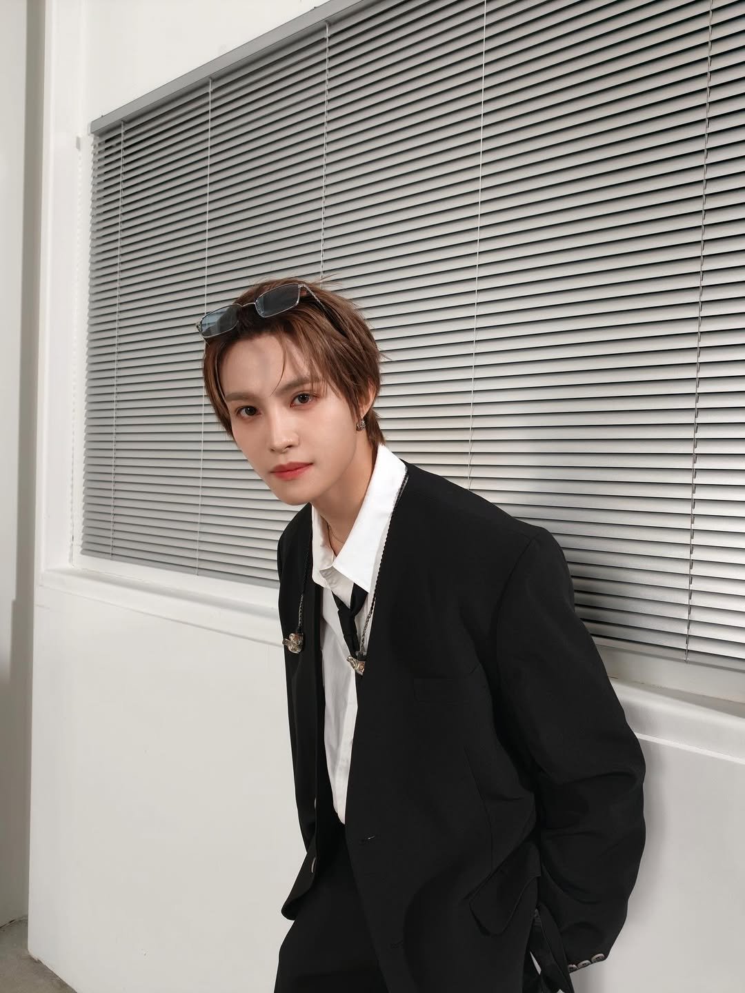 Photo by YangYang 양양 on December 31, 2025. May be an image of bolo tie and text.