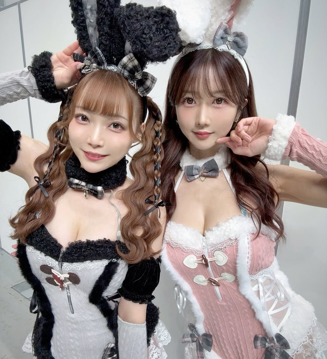 Photo shared by 大槻ひびき/大槻響/Hibiki Otsuki on November 24, 2025 tagging @yanhibi0221, and @yuzuki_ria. May be an image of costume and text.