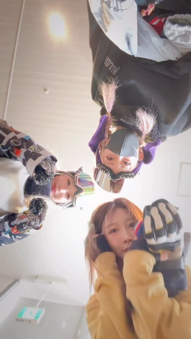 yanhibi0221 게시물 이미지: snowboarding☃️❄️