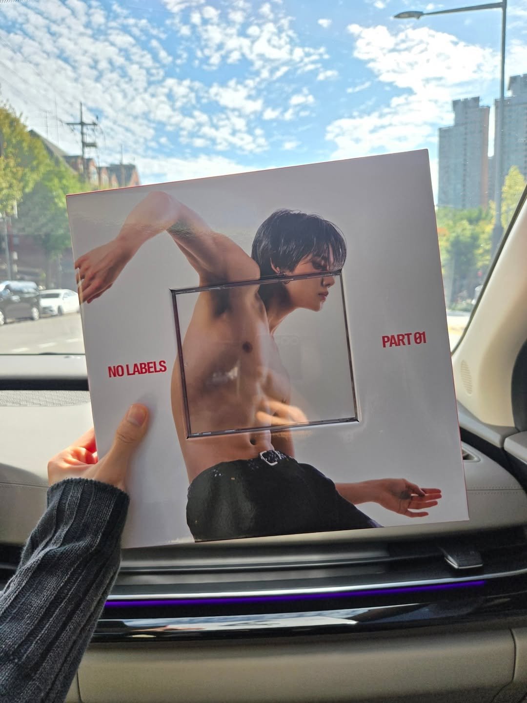 Photo shared by YEONJUN on October 26, 2025 tagging @txt_bighit. May be an image of magazine, poster, book and text that says 'NO NOLABELS 0 01'.