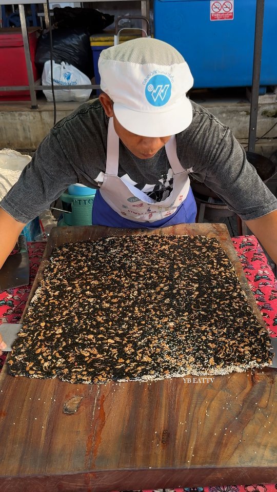 ybeattv_shorts 게시물 이미지: Black sesame peanut snack made in the...