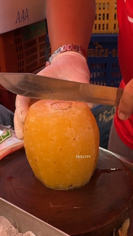 ybeattv_shorts 게시물 이미지: Pineapple like honey water that you have to...