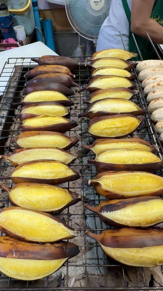 ybeattv_shorts 게시물 이미지: Grilled bananas that you must eat when you go...