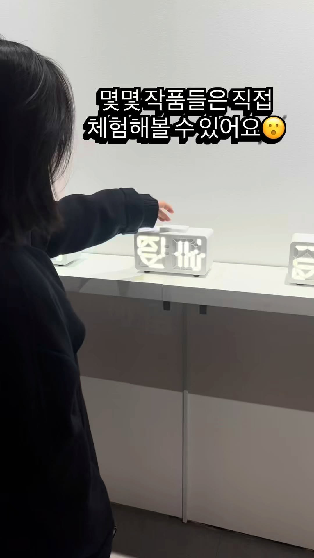 ydpcf 게시물 이미지: 전시는 크리스마스에도 오픈합니다🎄

<표면 없는 두께> 전시 작품 중에는
직접...