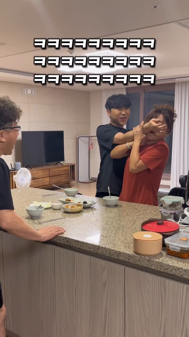 ye_chan000328 게시물 이미지: 까나리 액젓을 발랐을 때 부모님 반응