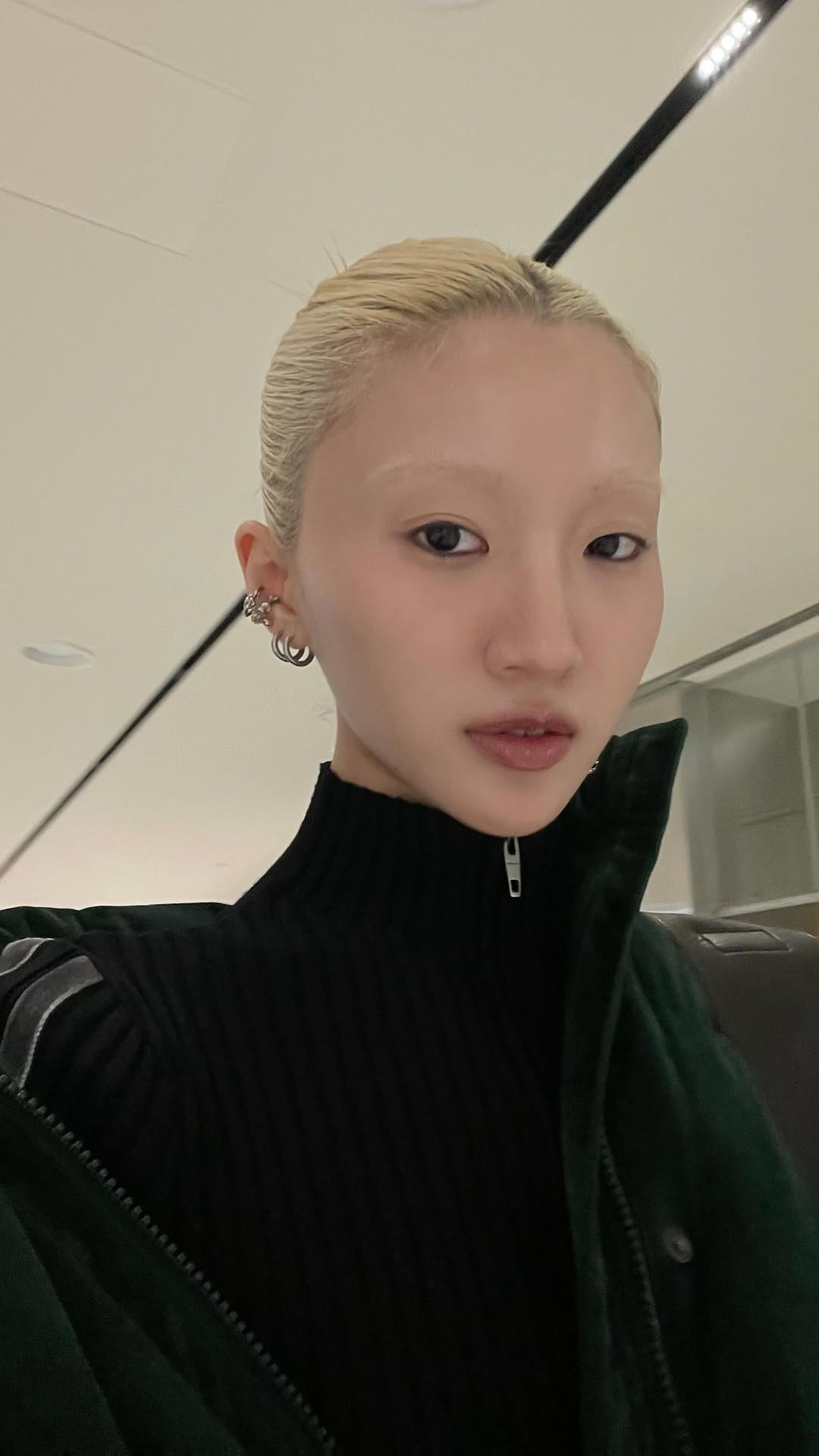 ye_ineeee 게시물 이미지: 데일리 립 튜토리얼 2 outfit-matched daily lip...