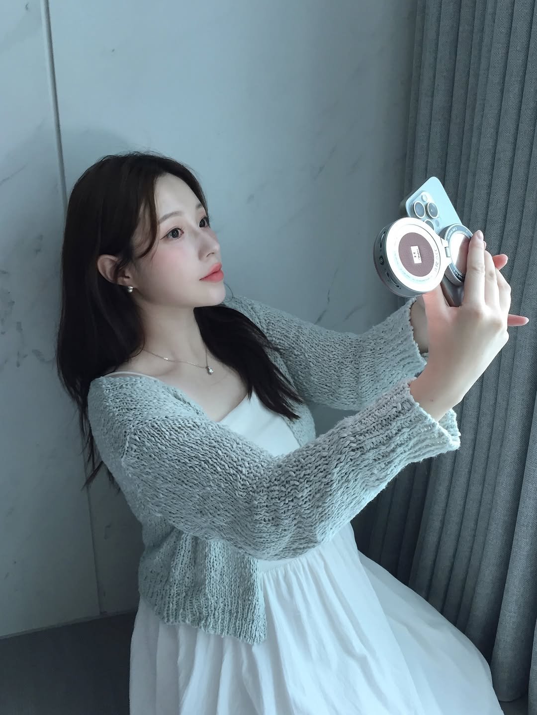 Photo shared by 구예지 / 대구쇼호스트 on September 14, 2025 tagging @saekipnc, and @harlowecreators. May be an image of 1 person and text.