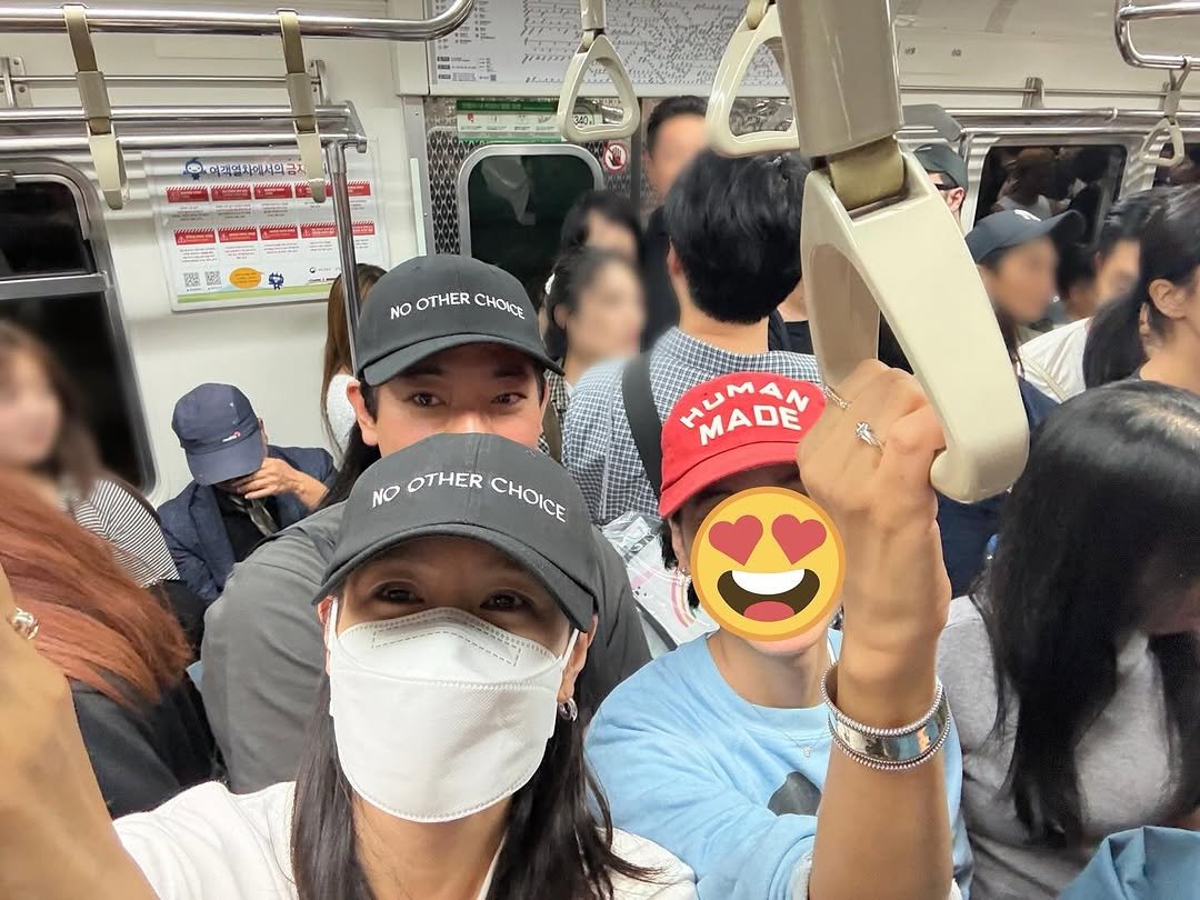 Photo by 손예진 on September 27, 2025. May be an image of one or more people, train and text.