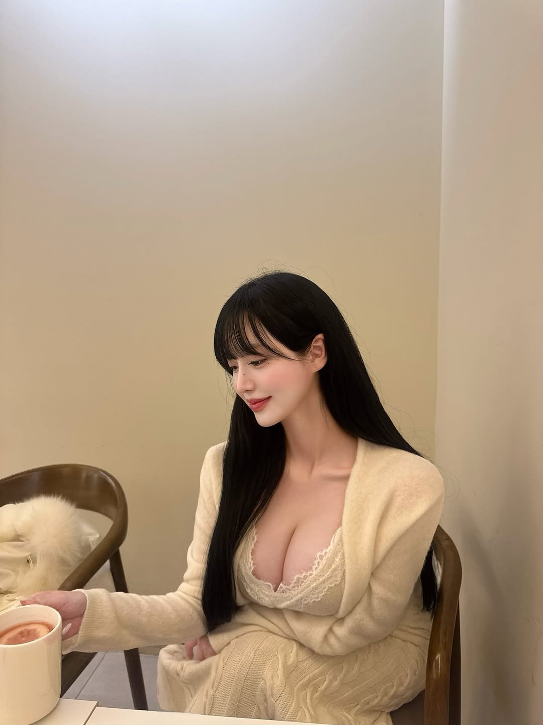 Photo by 예린 on December 22, 2025. May be an image of one or more people, hair, slip, bra and text.