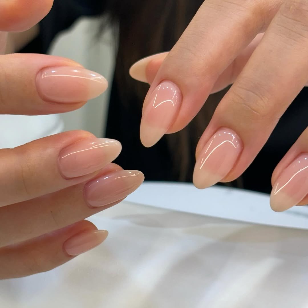 Photo by Yelli on September 13, 2025. May be an image of one or more people, fingernails and text.