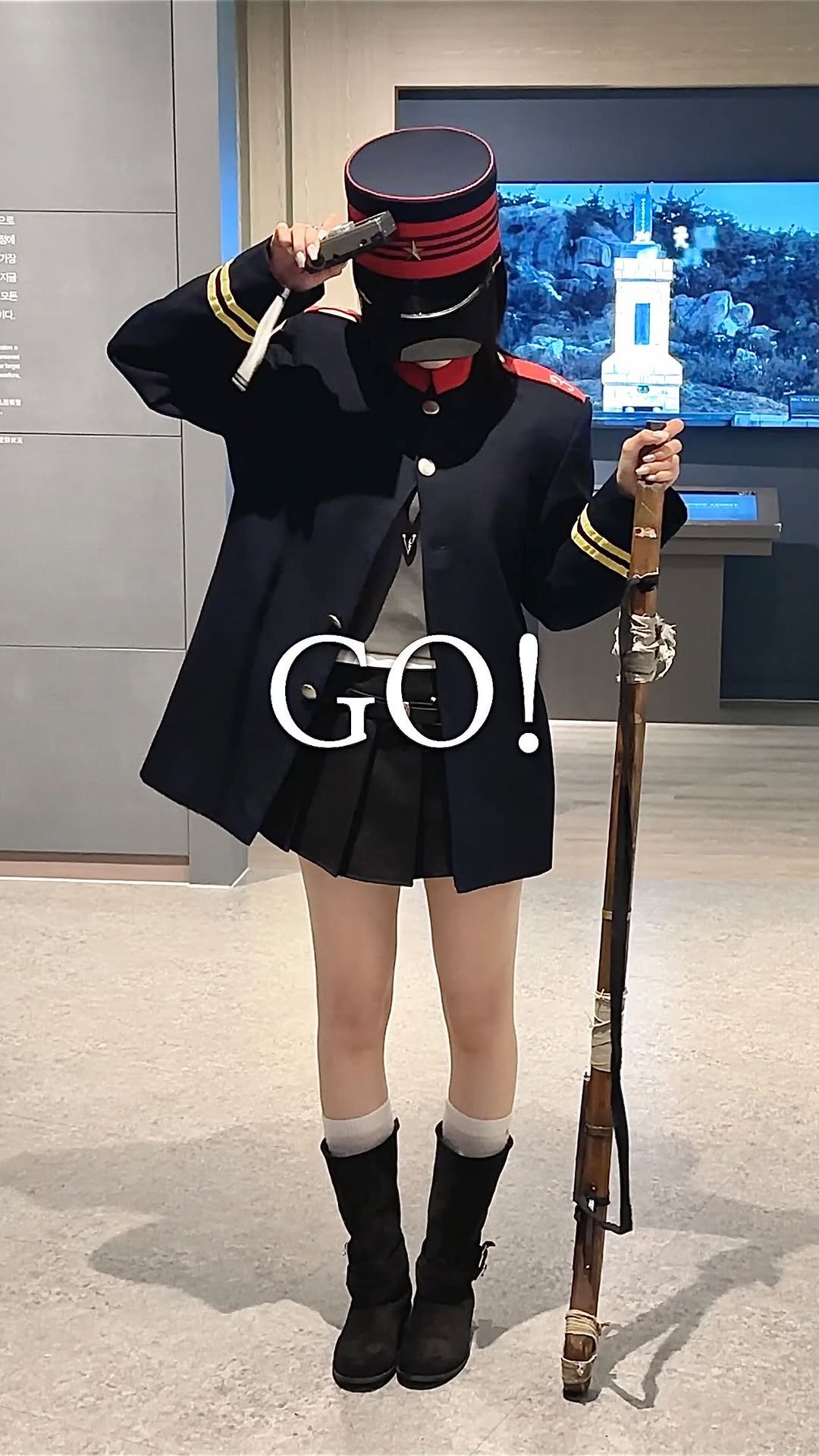 yemomile.official 게시물 이미지: 태안 부수기💂‍♂️
🧢LOOK1🧢
▪️티셔츠 - 벤치 크롭 반팔 티셔츠
▪️나시 -...