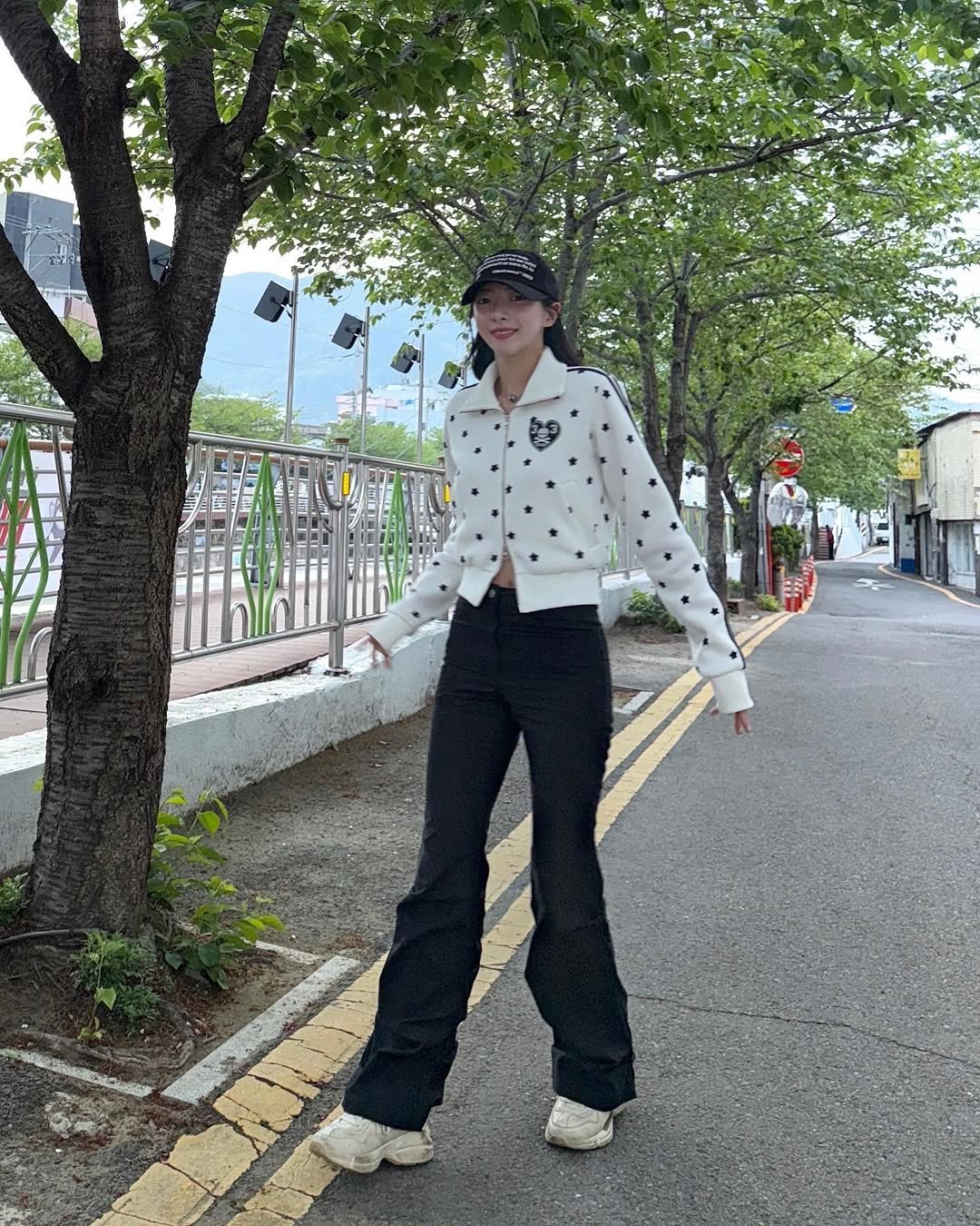 Photo shared by 김예은 on April 24, 2025 tagging @setupexe.official, and @misekiseoul.