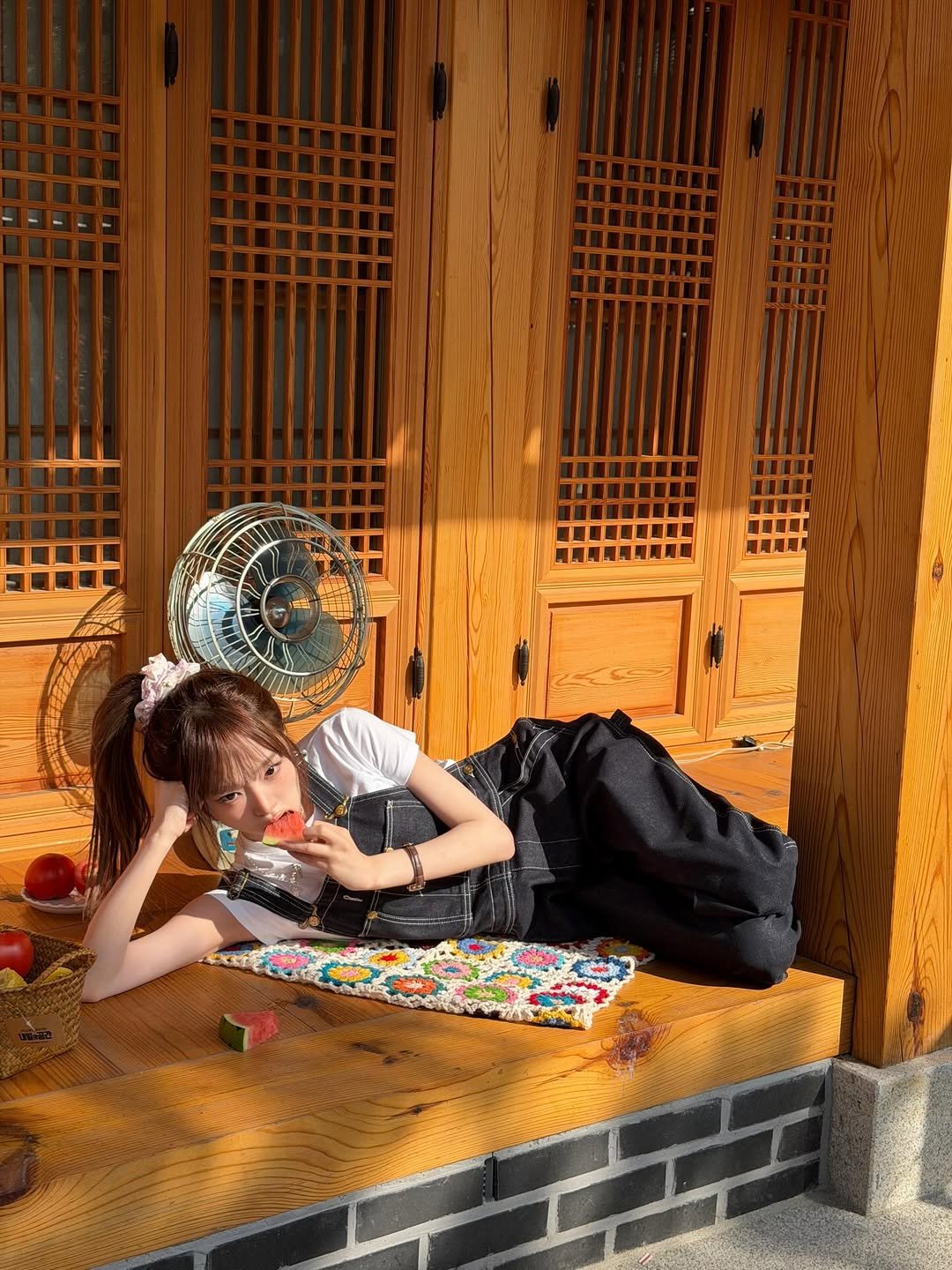 Photo by 최예나 on December 09, 2025. May be an image of child and brick wall.