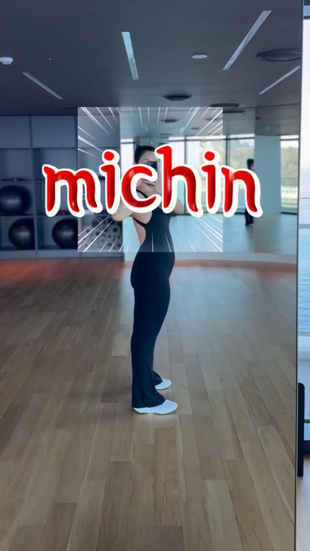 yena_ssam 게시물 이미지: 출산하면 쭈쭈만 쳐지는 줄 알았는데
엉덩이까지 같이 사라질 줄은 몰랐어요…...