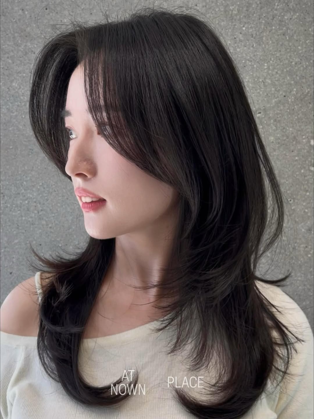 yeobiii_atnown 게시물 이미지: 차분하고 여성스러운 무드를 선호하시는 분들께 잘 어울리는...