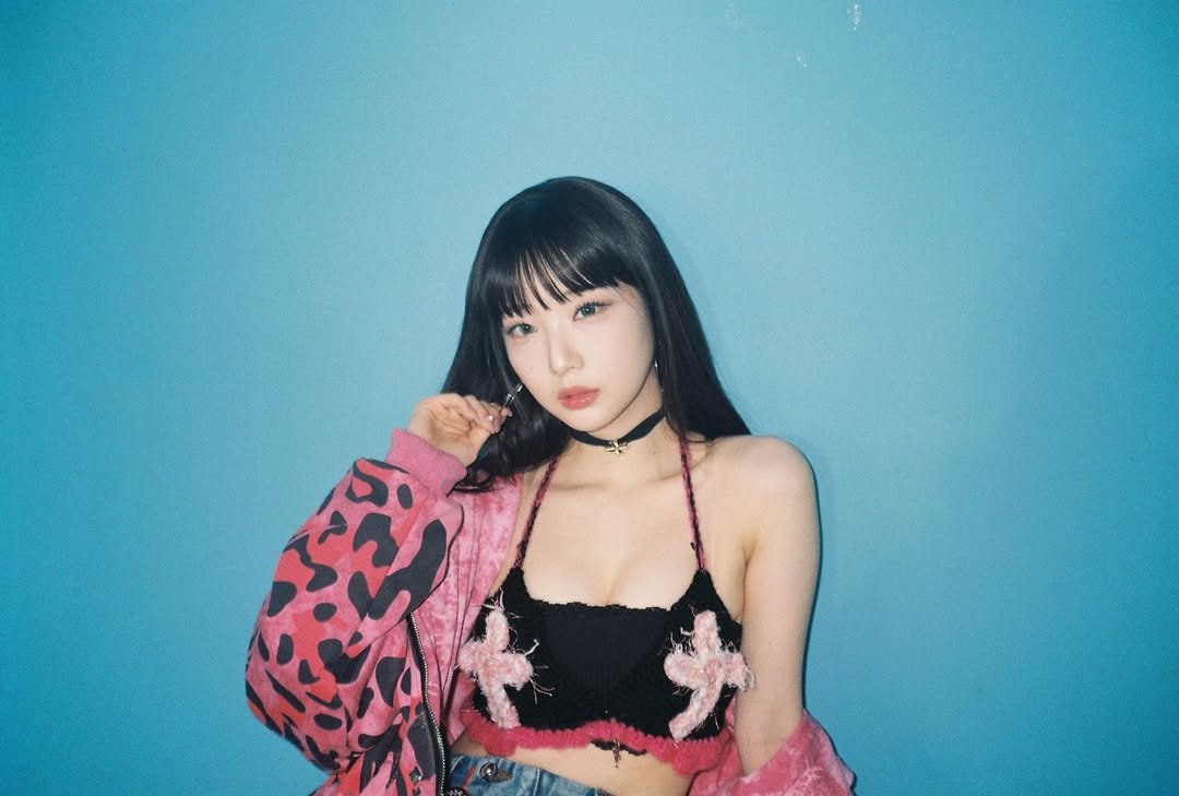 Photo by 여진 YEOJIN on March 10, 2026. May be an image of one or more people, bangs, bra, top and text.