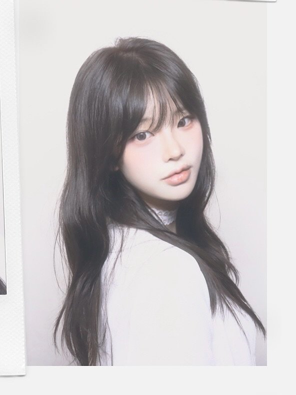 Photo shared by 연 on August 02, 2025 tagging @mono.mansion. May be an image of 1 person, hair and text.