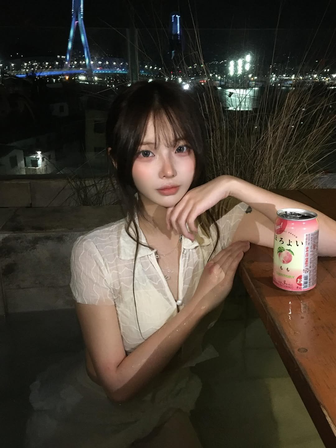 Photo by 연 on February 03, 2026. May be an image of one or more people, hair, beer, Tokyo Tower and text.