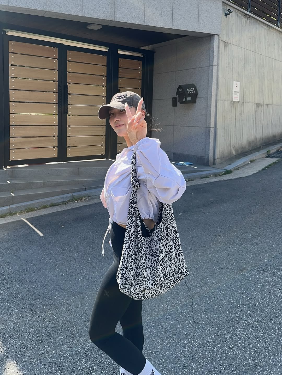 yeonl.que 게시물 이미지: 인왕산 나랑 잘맞는듯⛰️