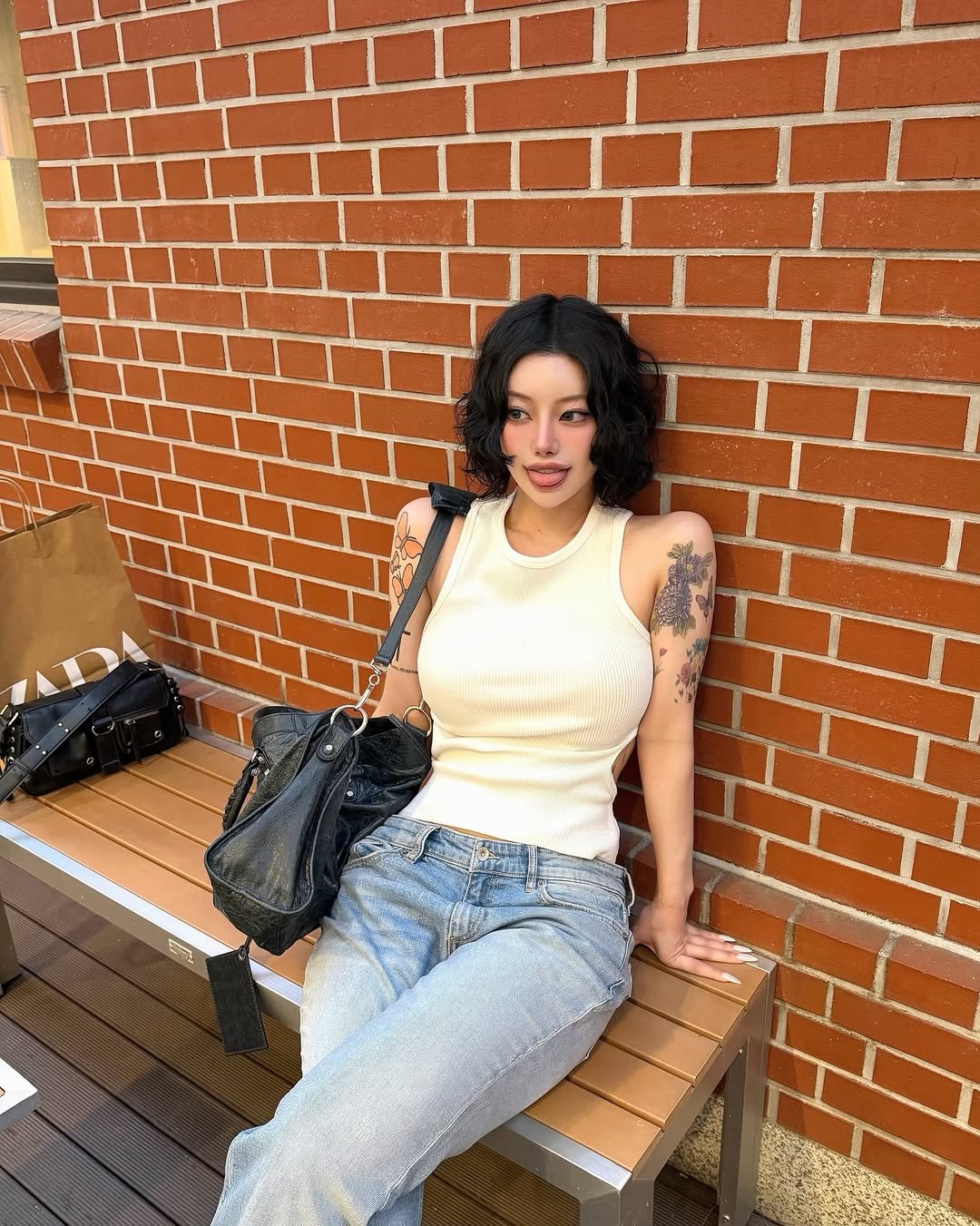 Photo by 선영 on April 21, 2026. May be an image of brick wall and text.