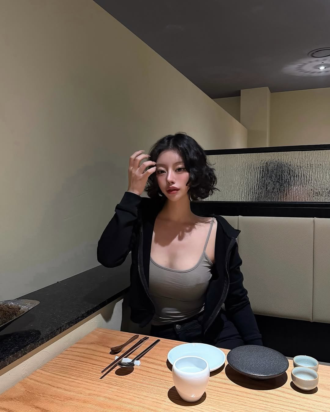 Photo shared by 선영 on April 12, 2026 tagging @seolyagalbi. May be an image of chopsticks, tea and text.