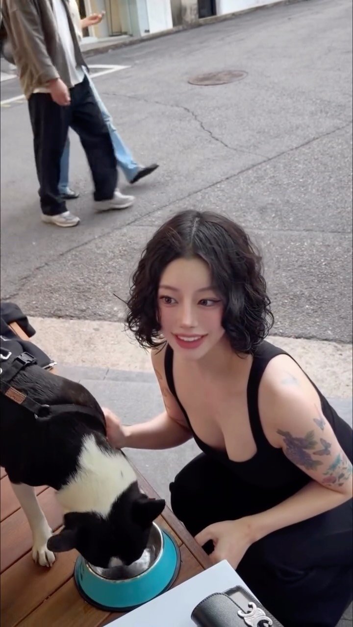 yeoonge 게시물 이미지: 갑자기 물을 먹는 아기