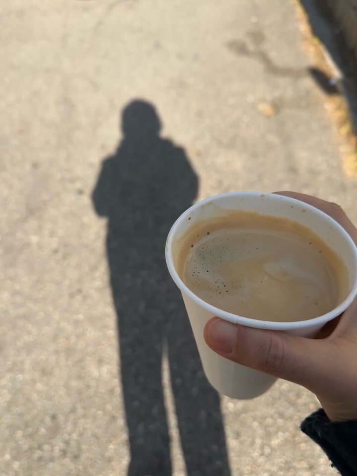 yeowoojagi_hanna 게시물 이미지: .
.
❝ 오늘이 제일인 날인데, 하루하루 근심걱정으로 살지 말쟈요.
몰아붙이지...