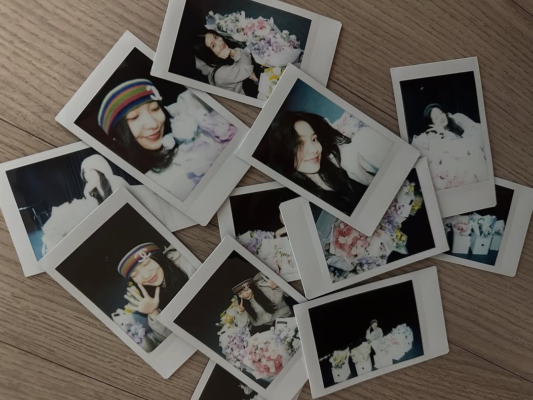 Photo by 김예림 🪽 yeri on March 06, 2026. May be an image of polaroid and text.